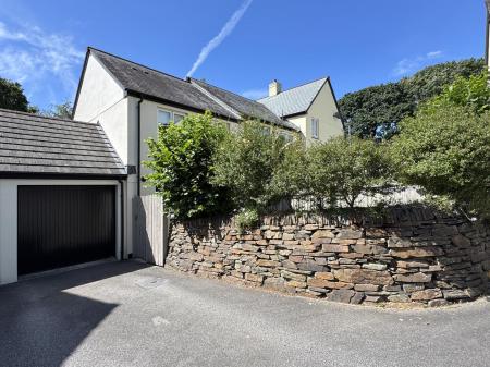 Driveway & Garage