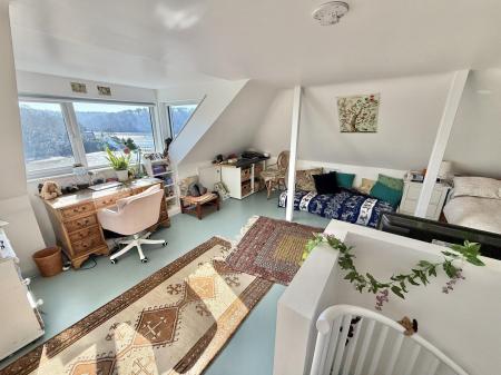 Bedroom suite 2nd Floor