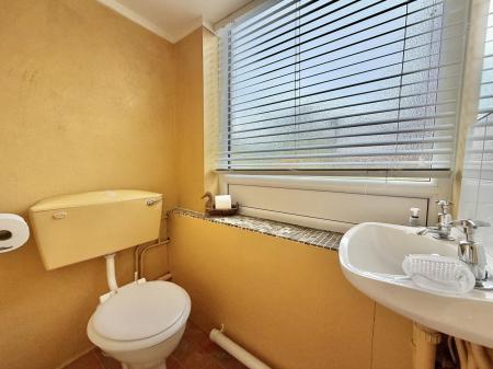 Ground Floor Wc