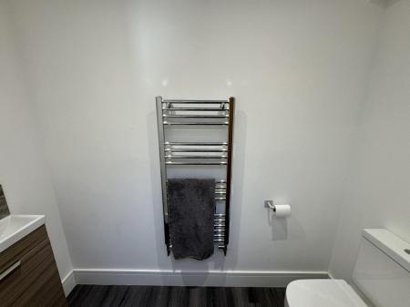 Cloakroom / WC