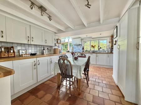 Kitchen/Breakfast Room