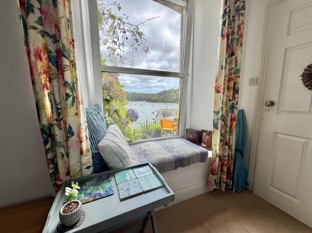Dining Room Window Seat