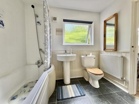 Main Bathroom