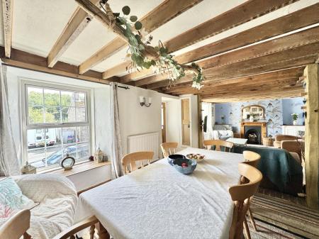 Living / Dining Room