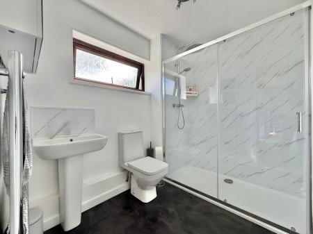 Family Shower Room