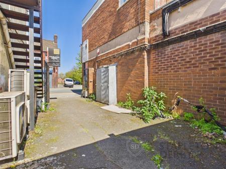 CAM04709G0-PR0378-STILL002.jpg