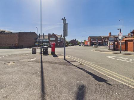CAM04709G0-PR0377-STILL004.jpg