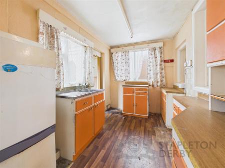 CAM04645G0-PR0096-STILL005.jpg