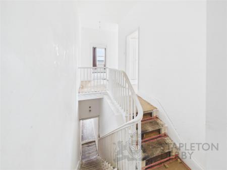 CAM04645G0-PR0112-STILL013.jpg