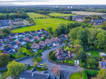 dji_fly_20241014_093406_150_1728894962689_photo_op