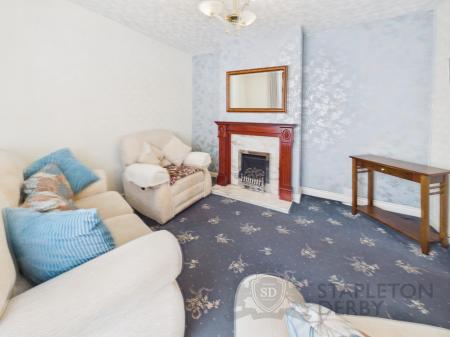 CAM04645G0-PR0048-STILL009.jpg