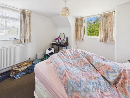 CAM03007G0-PR0267-STILL014.jpg