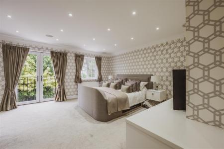 Main Bedroom 1 - Copy.jpg