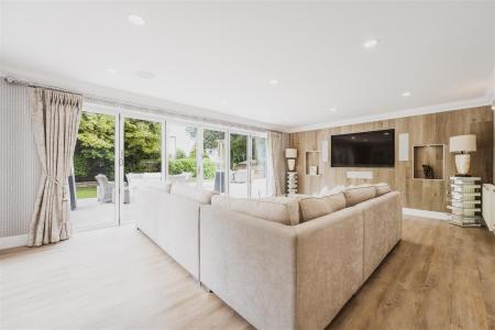 Formal Living Room.jpg