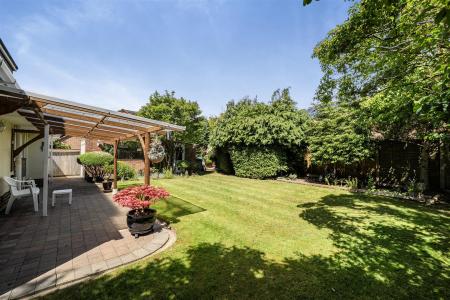 1455926-25-6a046d02ac2a6.jpg