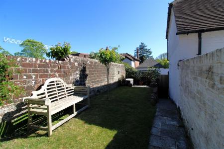 2 Church Place Garden (b).JPG