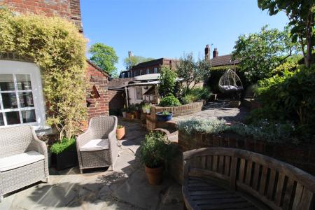 1 Church Place Garden (2).JPG
