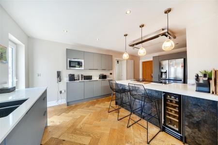 1485352 (12).jpg