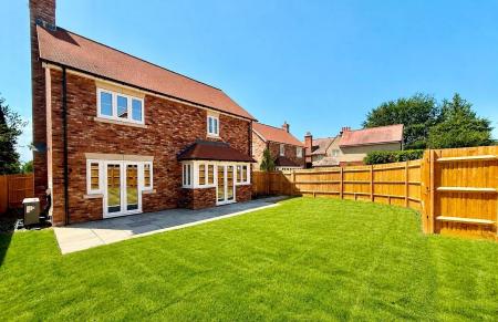 Plot 2 Rear Garden.jpg