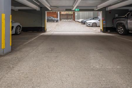 Parking.jpg