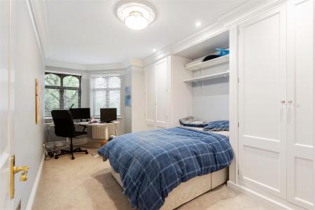 181020245_SBSM _12 Stanmore Hall Wood Lane _HA7 4J