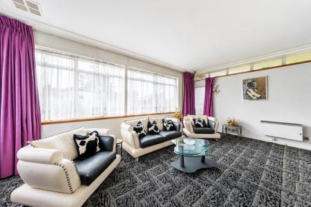 additional-02-reception-room.png