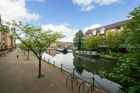 70-Longman-Court-6.jpg