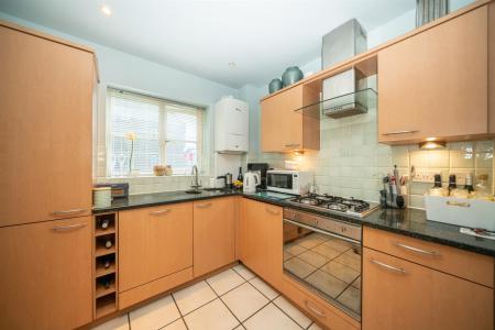 70-Longman-Court-3357.jpg