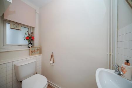 29-Garland-Close-01562.jpg