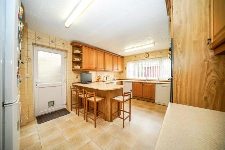 48-Glebe-Close-1014.jpg