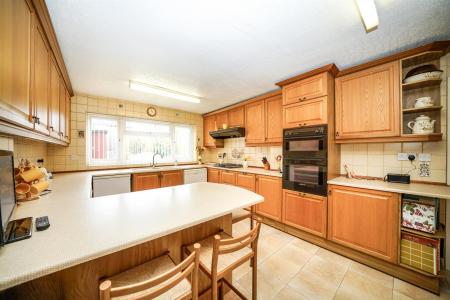 48-Glebe-Close-1015.jpg