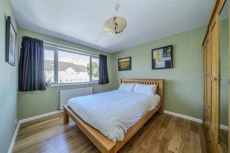20-Tannsfield-Drive-1003.jpg