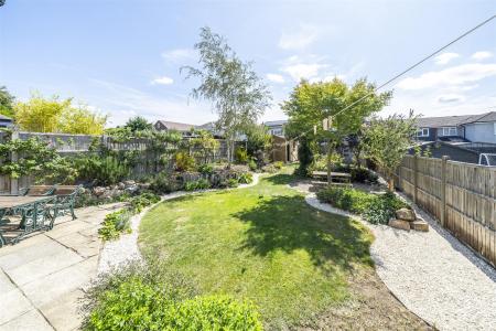 20-Tannsfield-Drive-1023.jpg