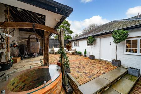 Pilgrims-Cottage-8.jpg