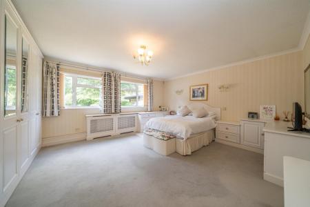 6-Woodland-Rise-09402.jpg