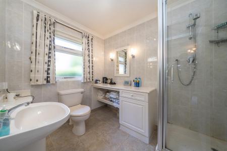 6-Woodland-Rise-09399.jpg
