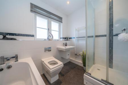 355-Chambersbury-Lane-04596.jpg