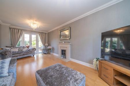 355-Chambersbury-Lane-04621.jpg
