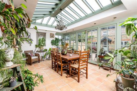 250826 - 1 Chuch Lane, Eaton Bray - 15.jpg