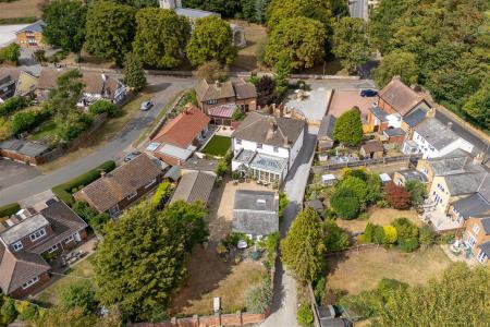 250826 - 1 Chuch Lane, Eaton Bray - 40.jpg