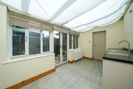 SKM-Studio1-33.jpg