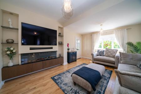 57-Hillfield-Road-22.jpg