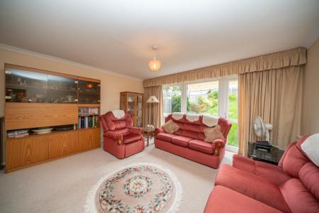 21-Charlesworth-Close-1559.jpg