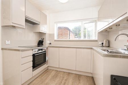 Kitchen 2.png