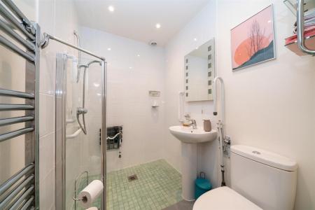 The-Loft,-61a-Belswains-Lane-16.jpg