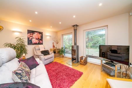 The-Loft,-61a-Belswains-Lane-24.jpg
