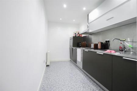 412 Metro-10.jpg
