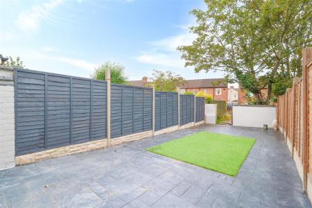 St Margaret Road Garden.jpg