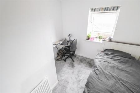 6 Brambling Avenue-15.jpg