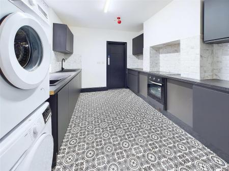 Shared Kitchen 3.jpg